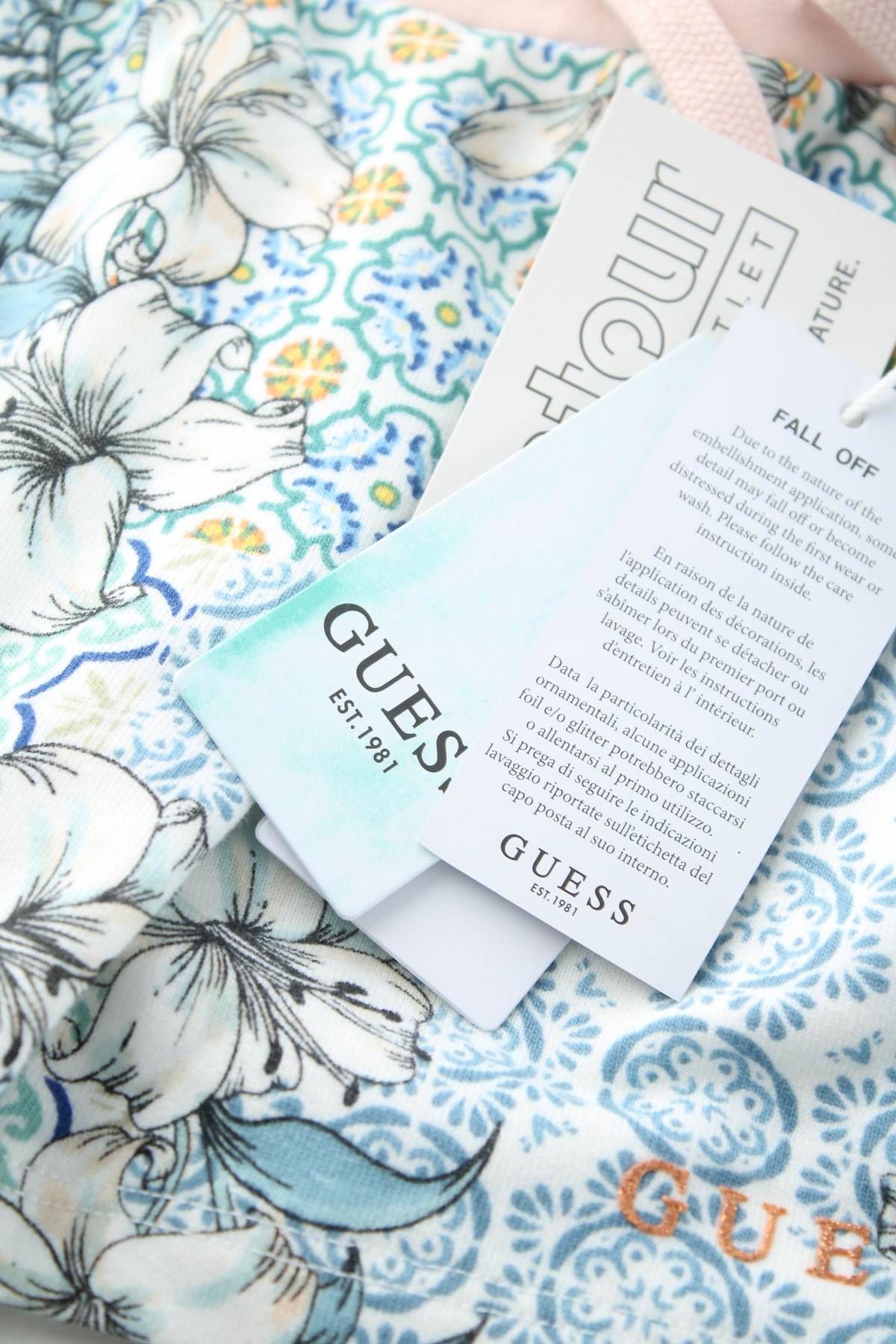 Детски къс панталон Guess3