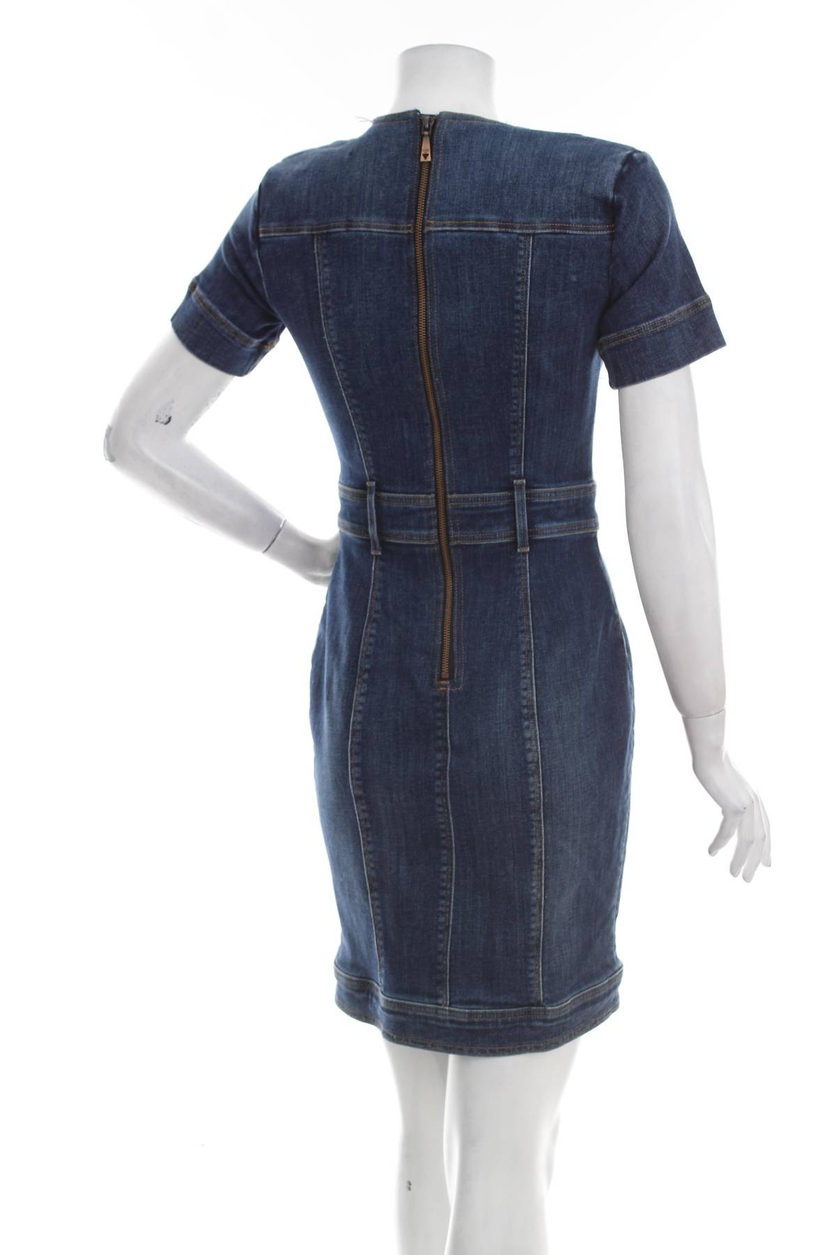 Φορέματα Guess2