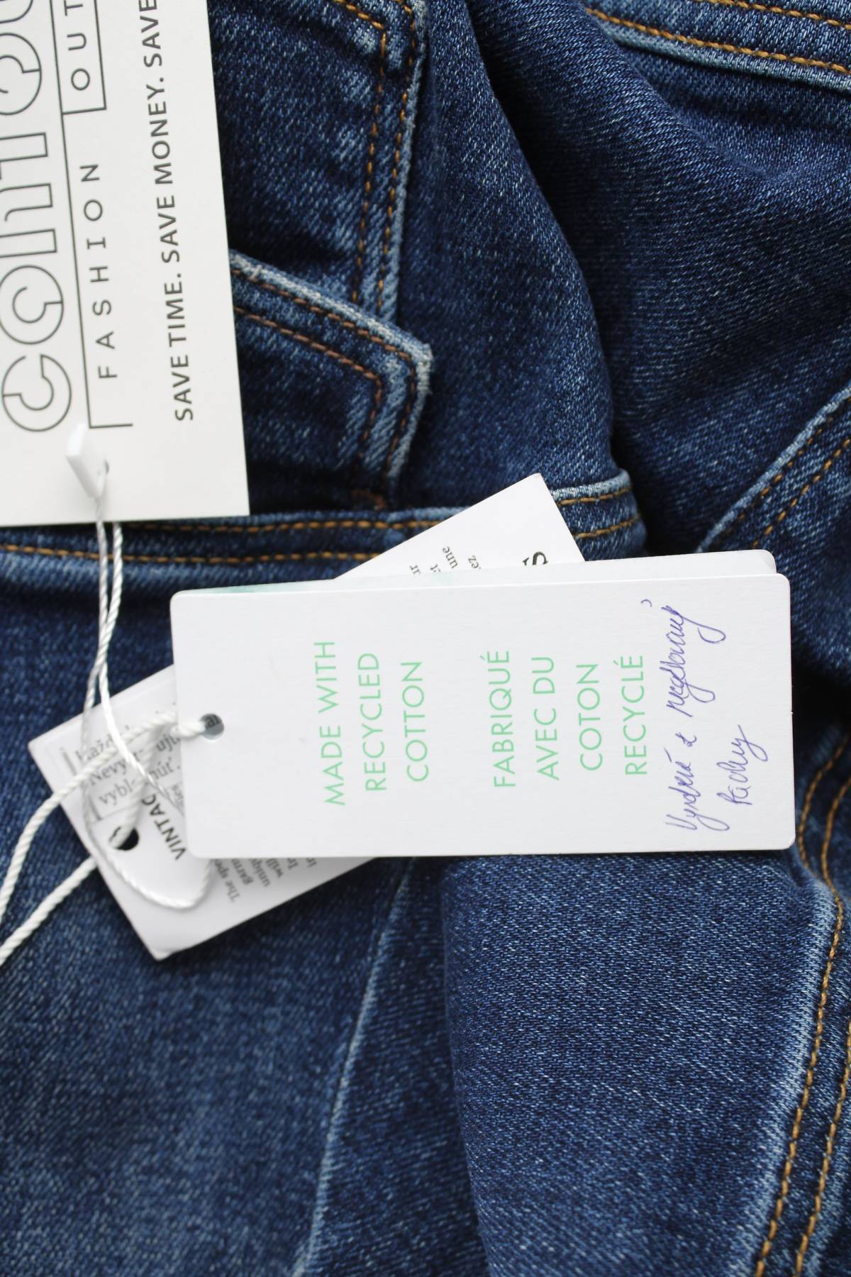 Φορέματα Guess3