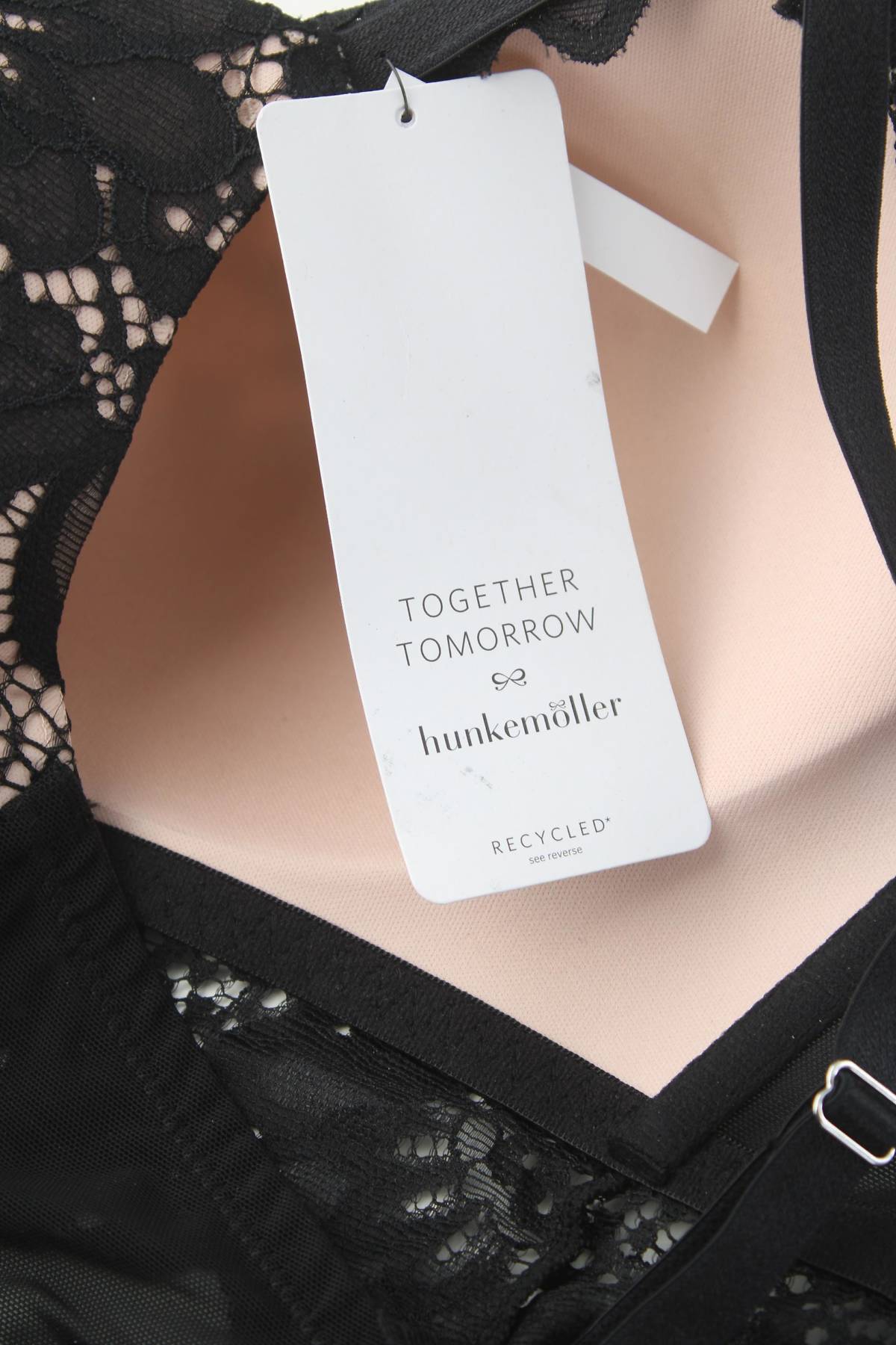 Сутиен Hunkemoller3 - Contour.bg Сутиен Hunkemoller3
