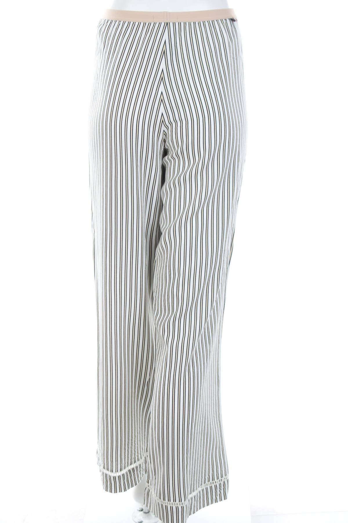 Дамска пижама Tommy Hilfiger2