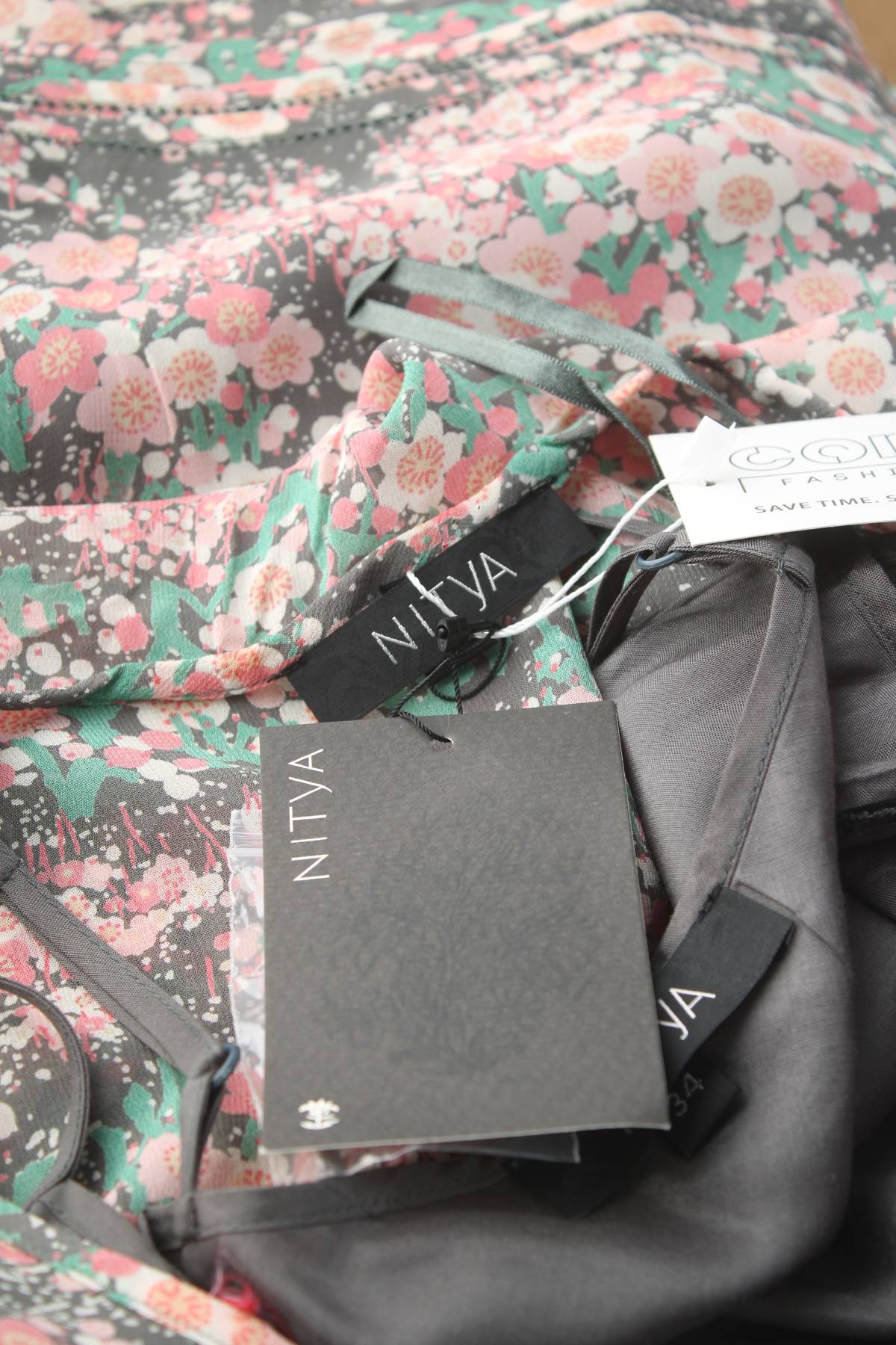 Γυναικεία μπλούζα Nitya3