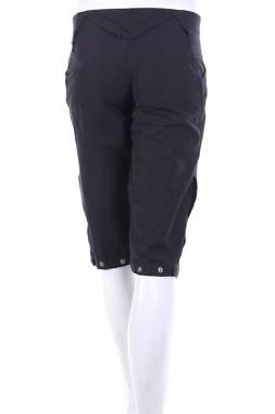 Дамски къс спортен панталон Nike Acg2 - Contour.bg Дамски къс спортен панталон Nike Acg2
