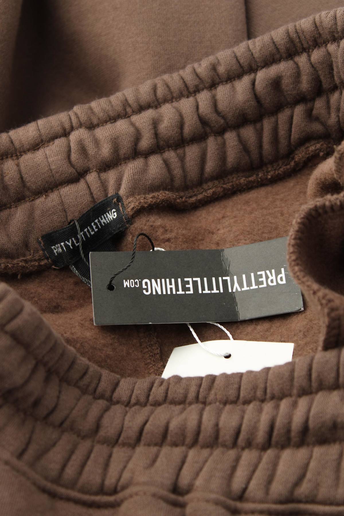 Дамско спортно долнище Pretty Little Thing3