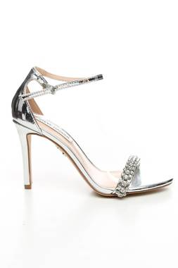 Сандали Steve Madden1 - Contour.bg Сандали Steve Madden1