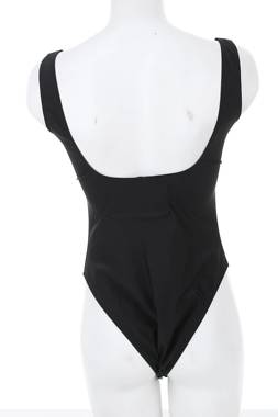 Ολόσωμο μαγιό Boohoo2
