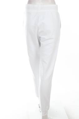 Γυναικείο αθλητικό παντελόνι Guess2 - Contourshop.gr Γυναικείο αθλητικό παντελόνι Guess2