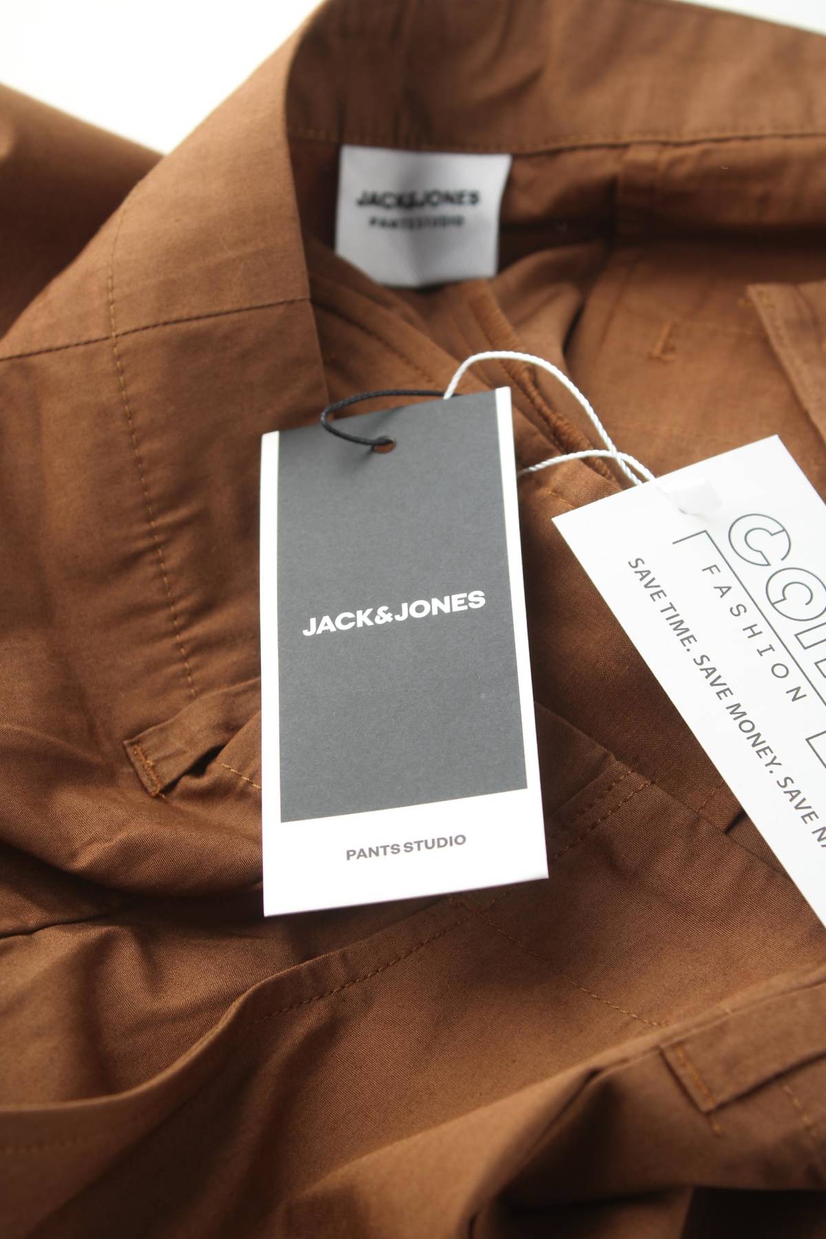 Мъжки къс панталон Jack & Jones3 - Contour.bg Мъжки къс панталон Jack & Jones3