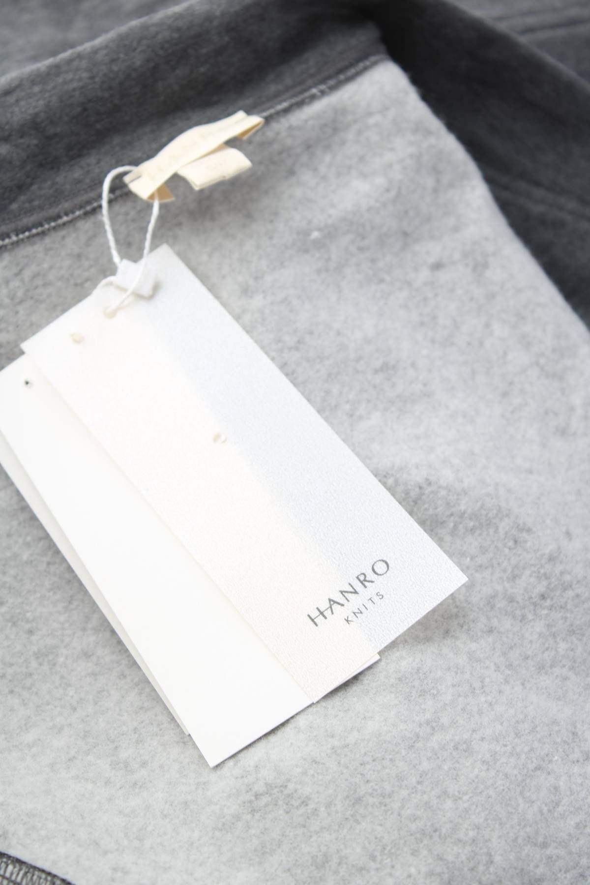 Дамска жилетка Hanro3 - Contour.bg Дамска жилетка Hanro3