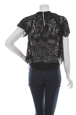 Γυναικεία μπλούζα Bershka2
