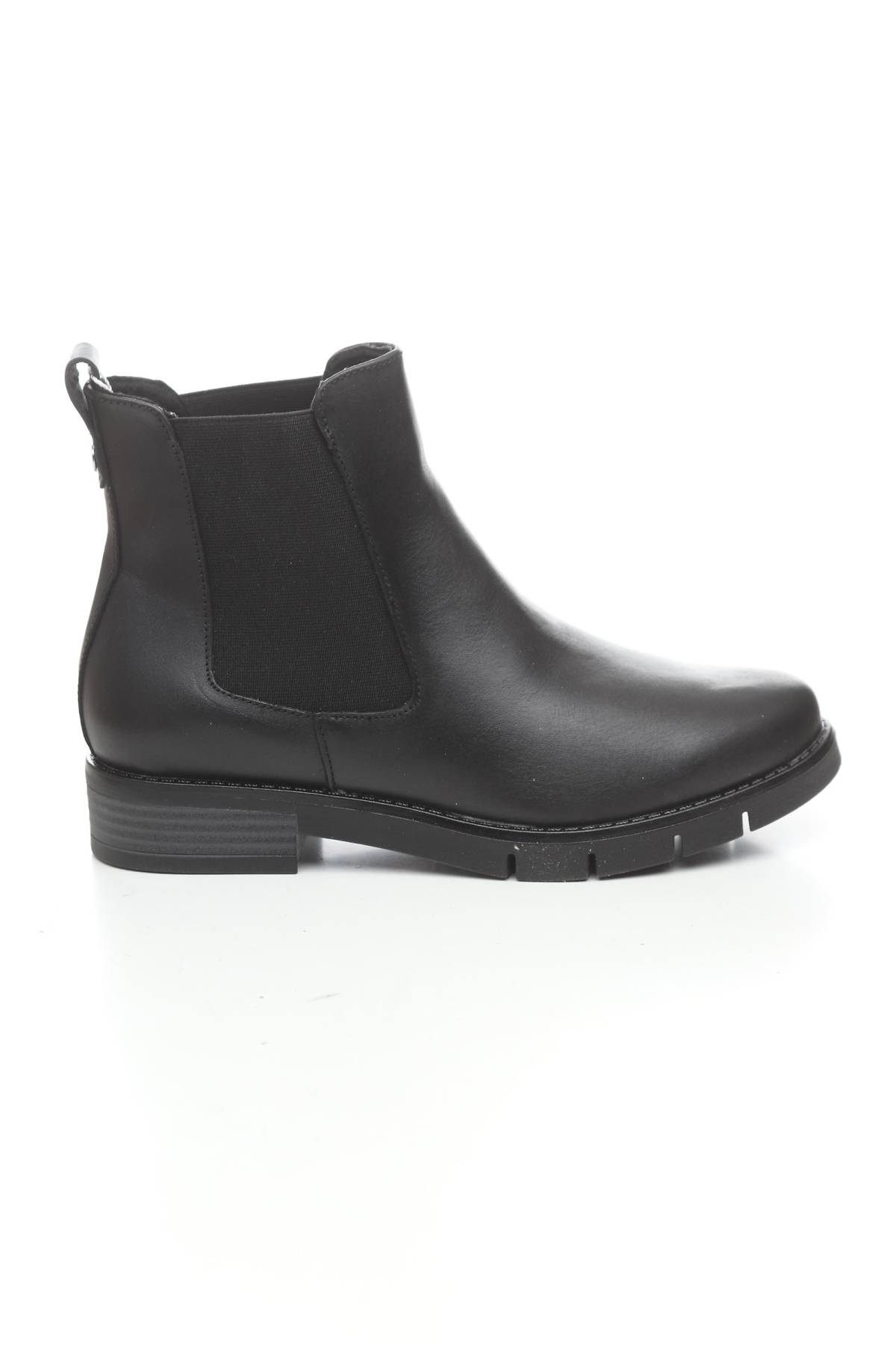 Дамски боти Bata1