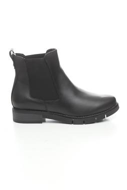 Дамски боти Bata1