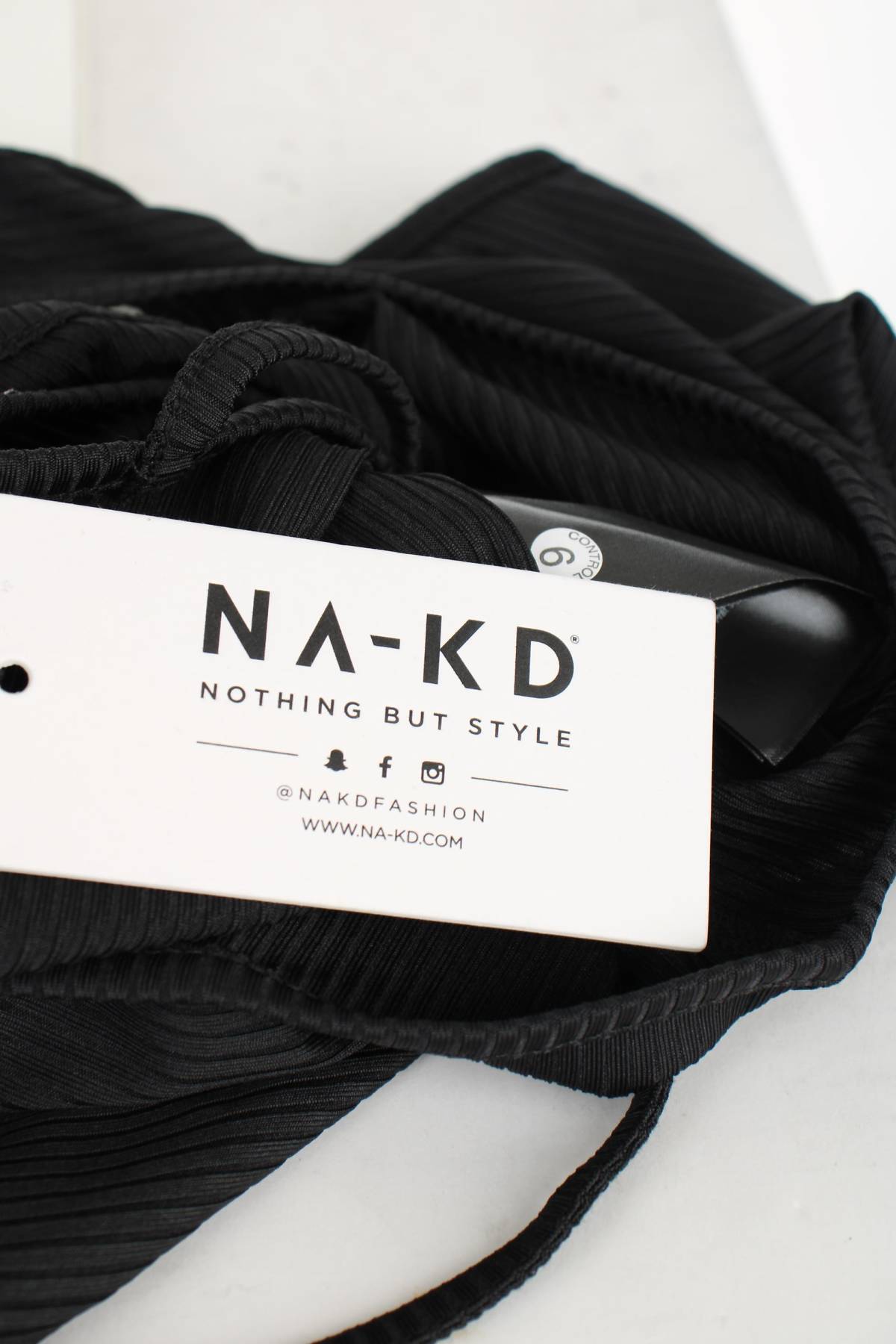 Дамско боди NA-KD3