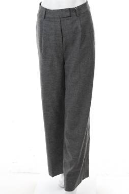 Γυναικείο παντελόνι C&A1