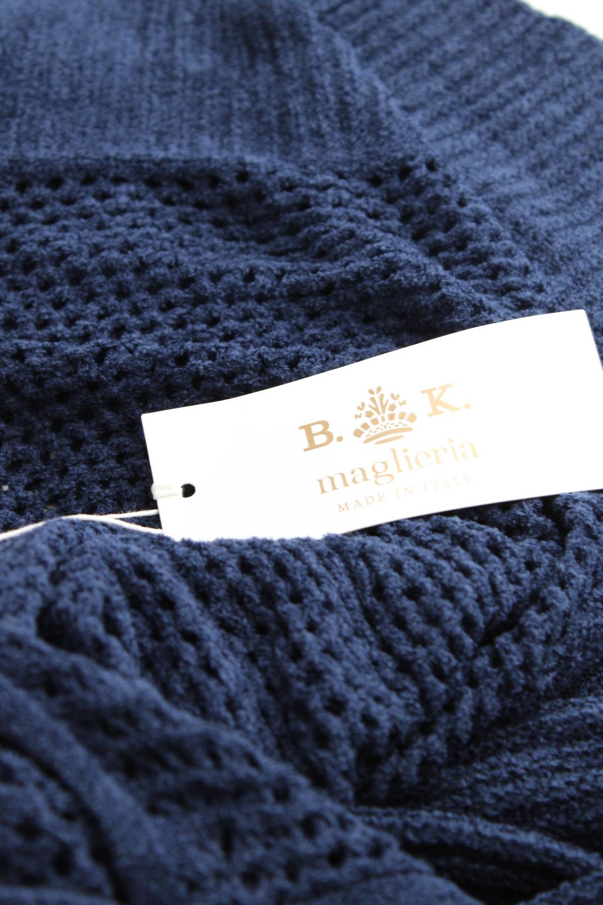 Γυναικείο πουλόβερ B. K.3