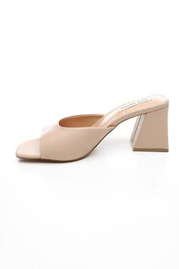 Чехли Steve Madden2 - Contour.bg Чехли Steve Madden2