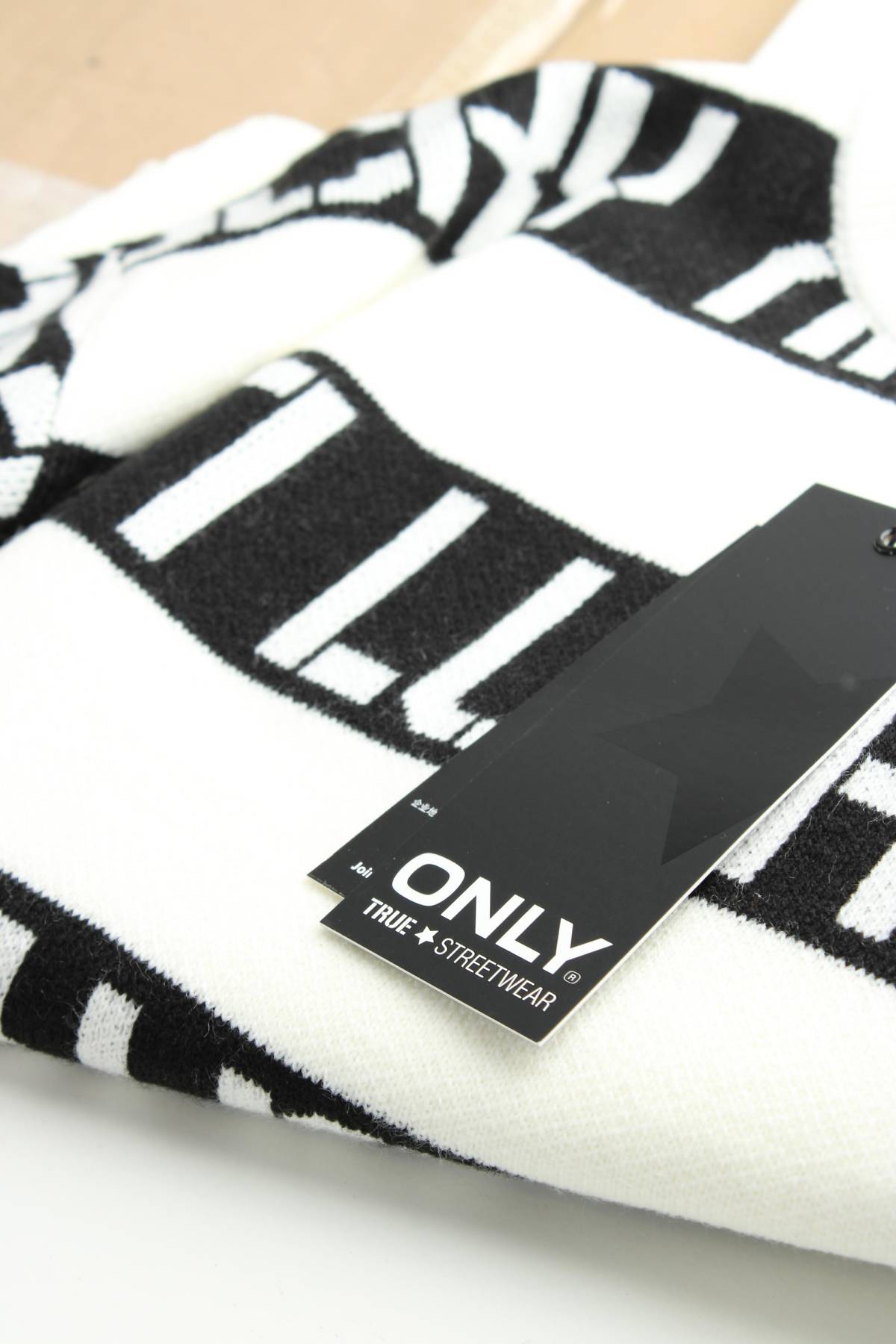 Дамски пуловер Only3