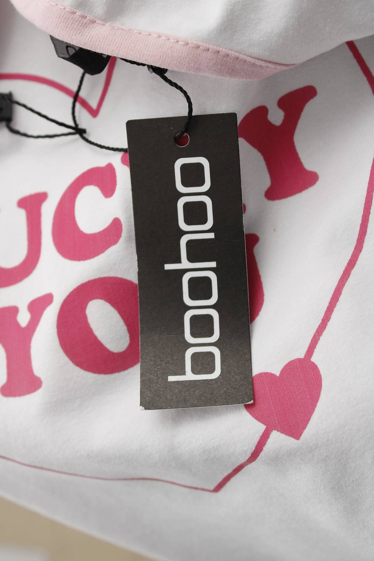 Γυναικείο αμάνικο Boohoo3 - Contourshop.gr Γυναικείο αμάνικο Boohoo3