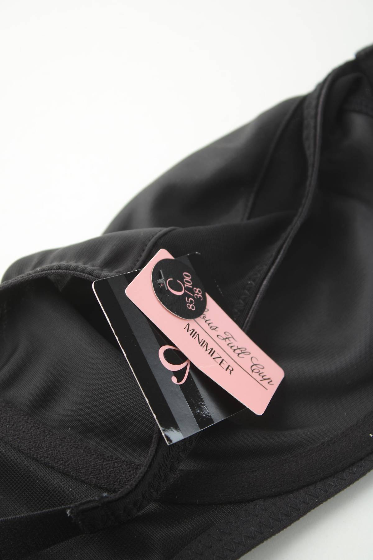 Сутиен Hunkemoller3