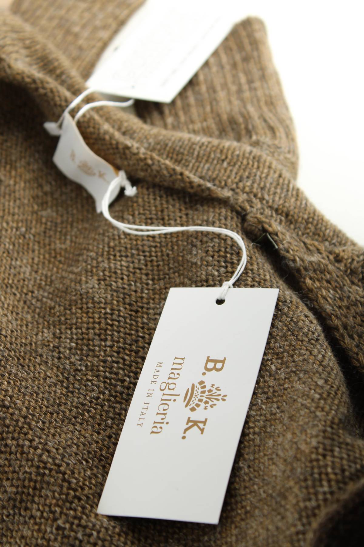 Дамска жилетка B. K.3