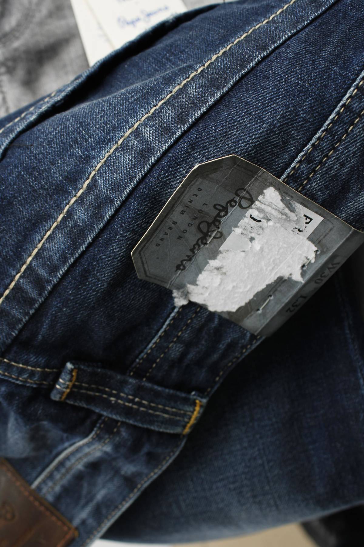 Мъжки дънки Pepe Jeans3 - Contour.bg Мъжки дънки Pepe Jeans3