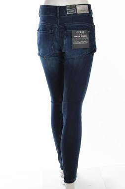 Γυναικεία τζιν Guess2