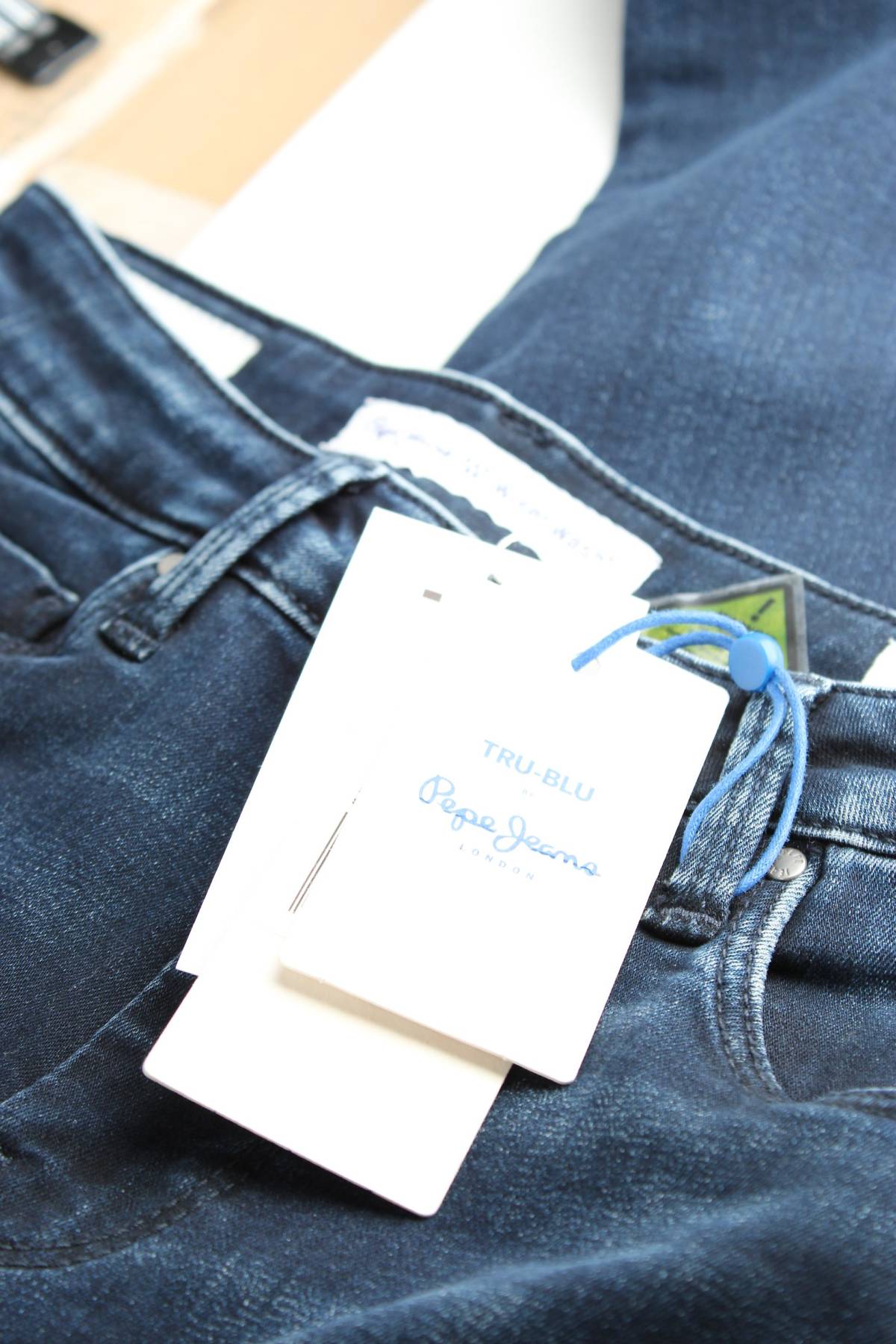 Γυναικεία τζιν Pepe Jeans3