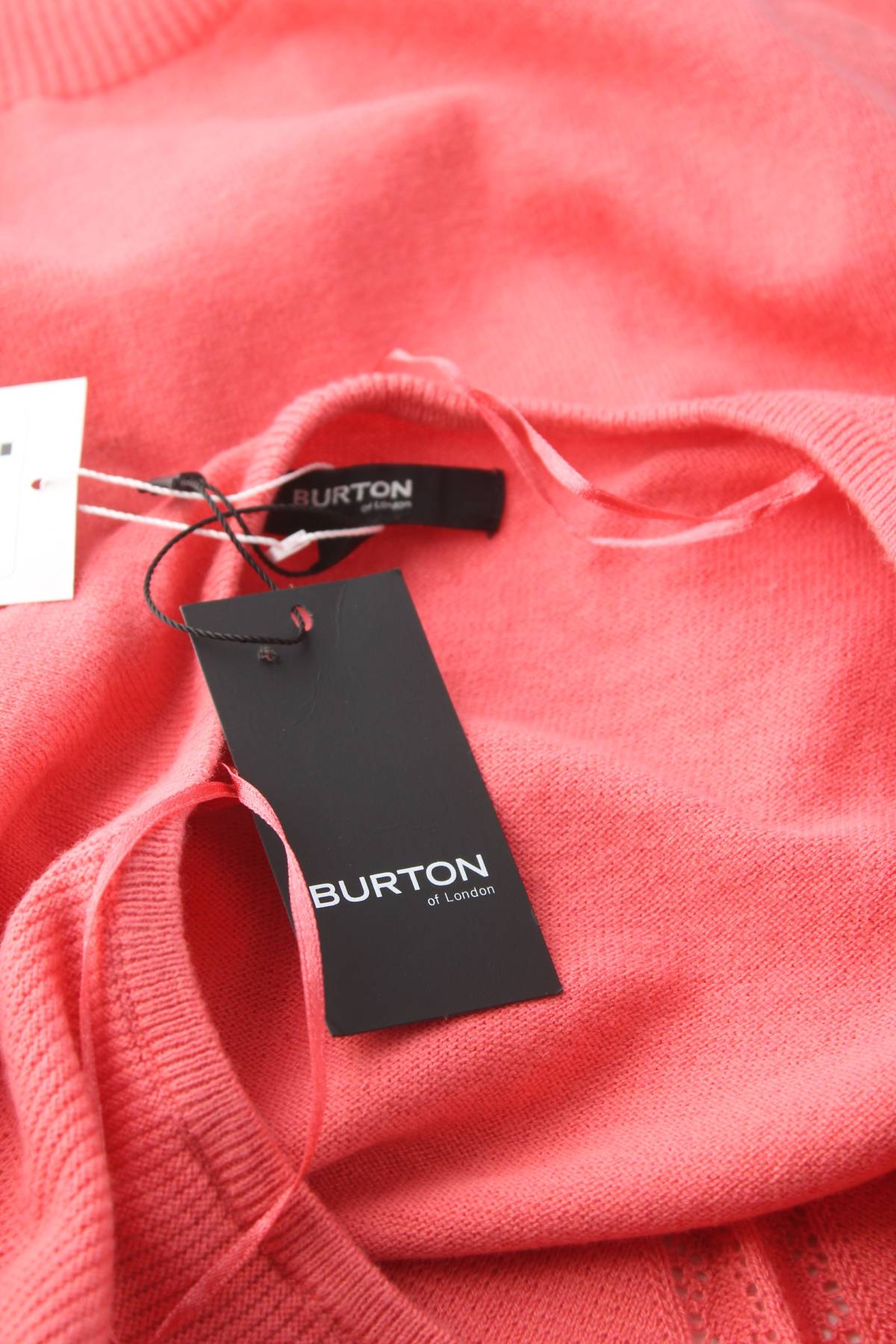 Дамски пуловер Burton of London3