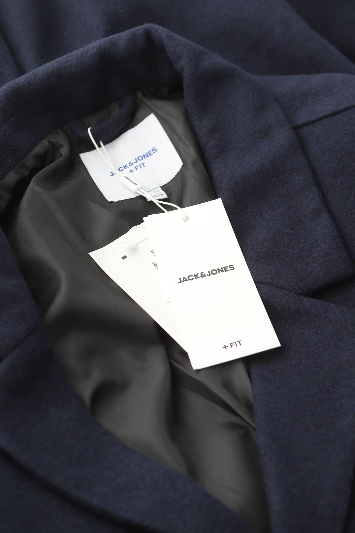 Мъжко палто Jack & Jones4