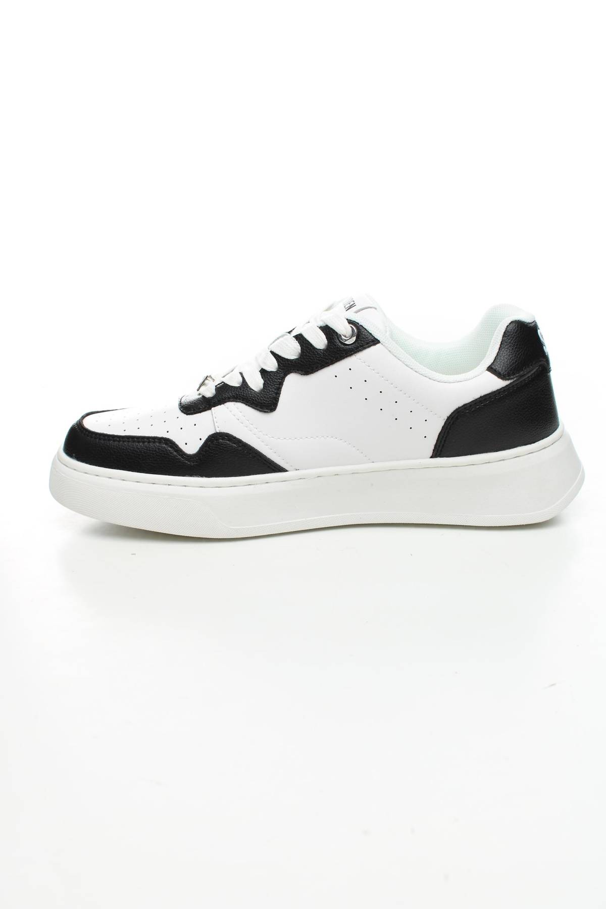 Кецове Steve Madden2 - Contour.bg Кецове Steve Madden2