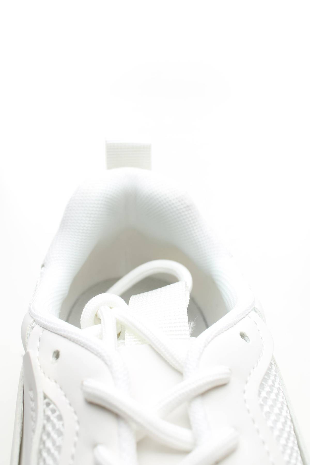 Маратонки Steve Madden5 - Contour.bg Маратонки Steve Madden5