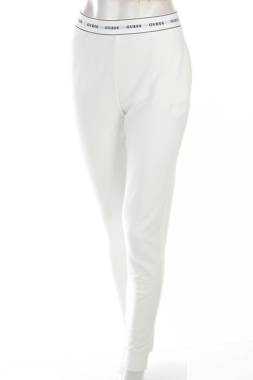 Дамско спортно долнище Guess1
