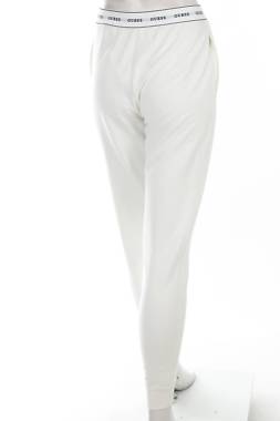 Дамско спортно долнище Guess2