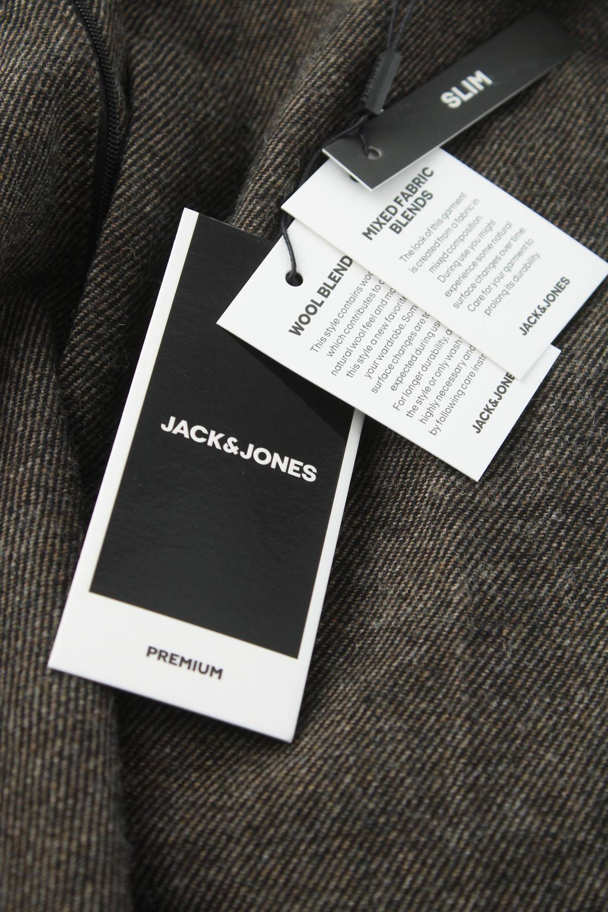 Мъжки панталон Jack & Jones3