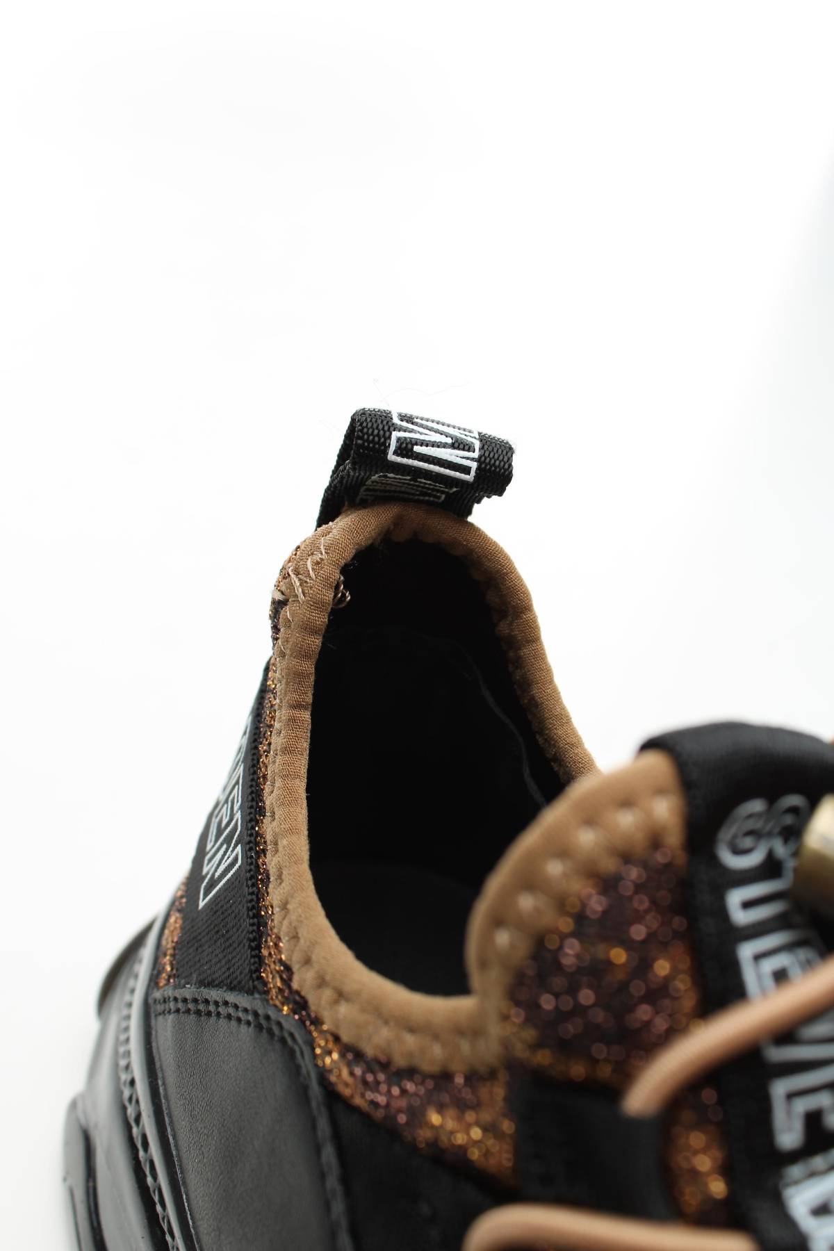 Маратонки Steve Madden5 - Contour.bg Маратонки Steve Madden5