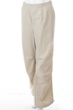 Γυναικείο παντελόνι Only Carmakoma1 - Contourshop.gr Γυναικείο παντελόνι Only Carmakoma1