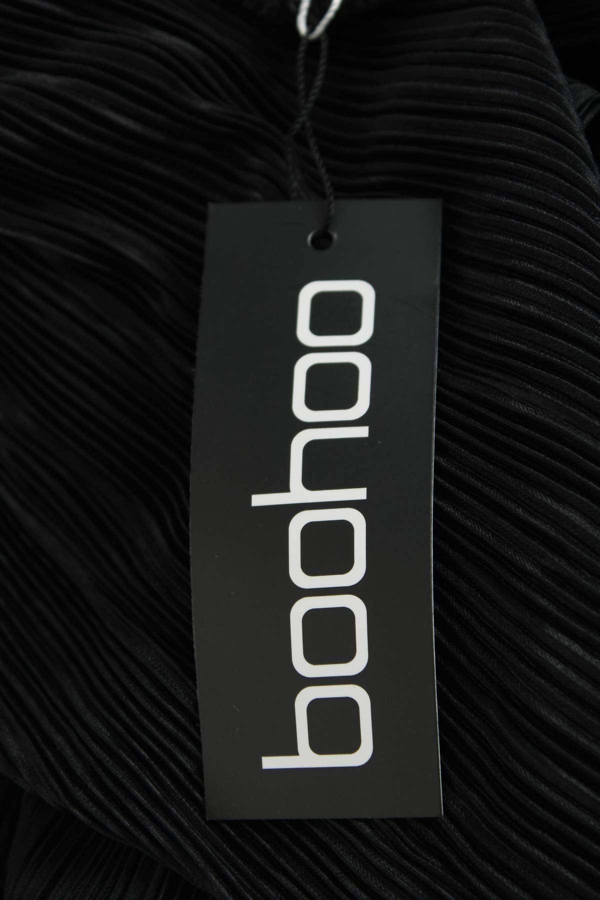 Φορέματα Boohoo3