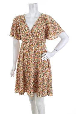 Φορέματα Luc Ce1