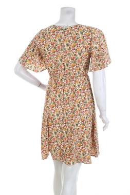 Φορέματα Luc Ce2