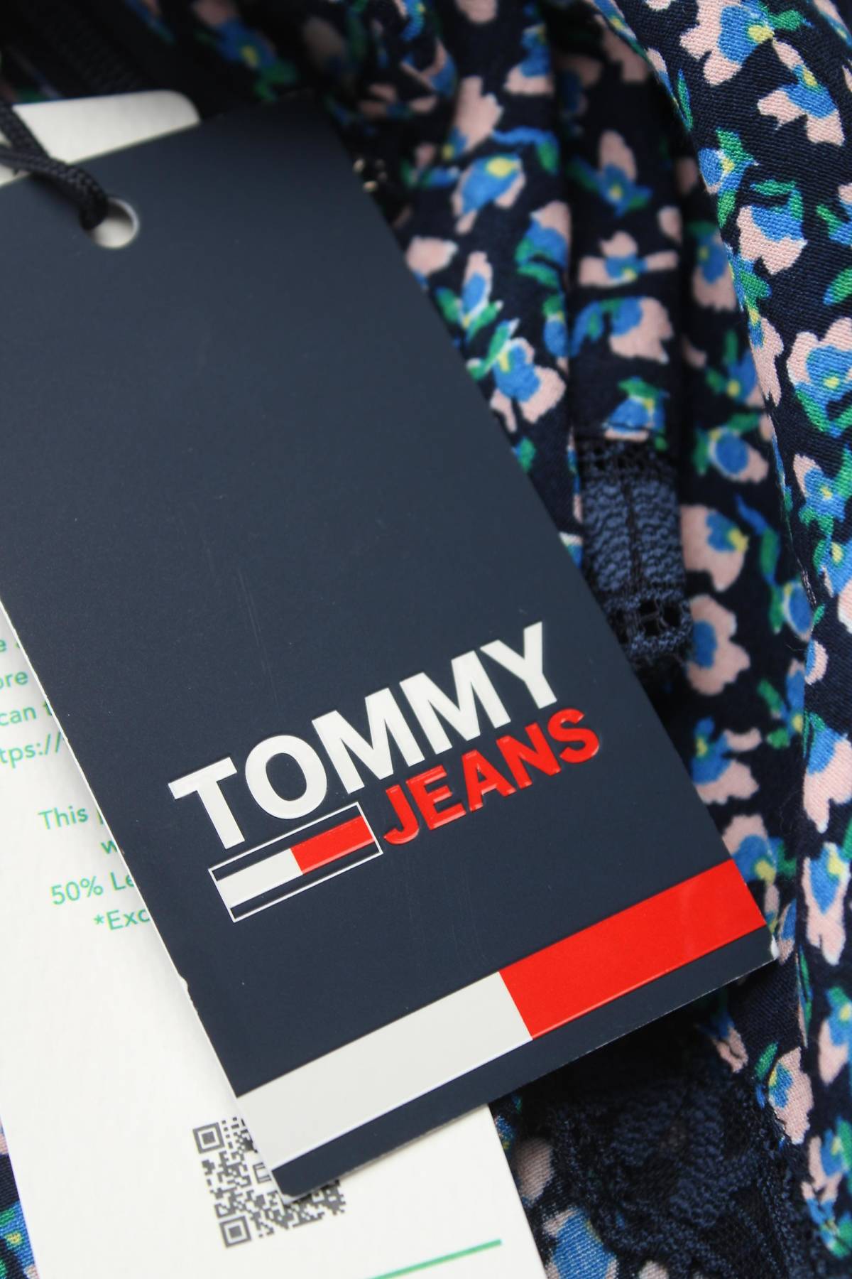 Пола Tommy Jeans3 - Contour.bg Пола Tommy Jeans3