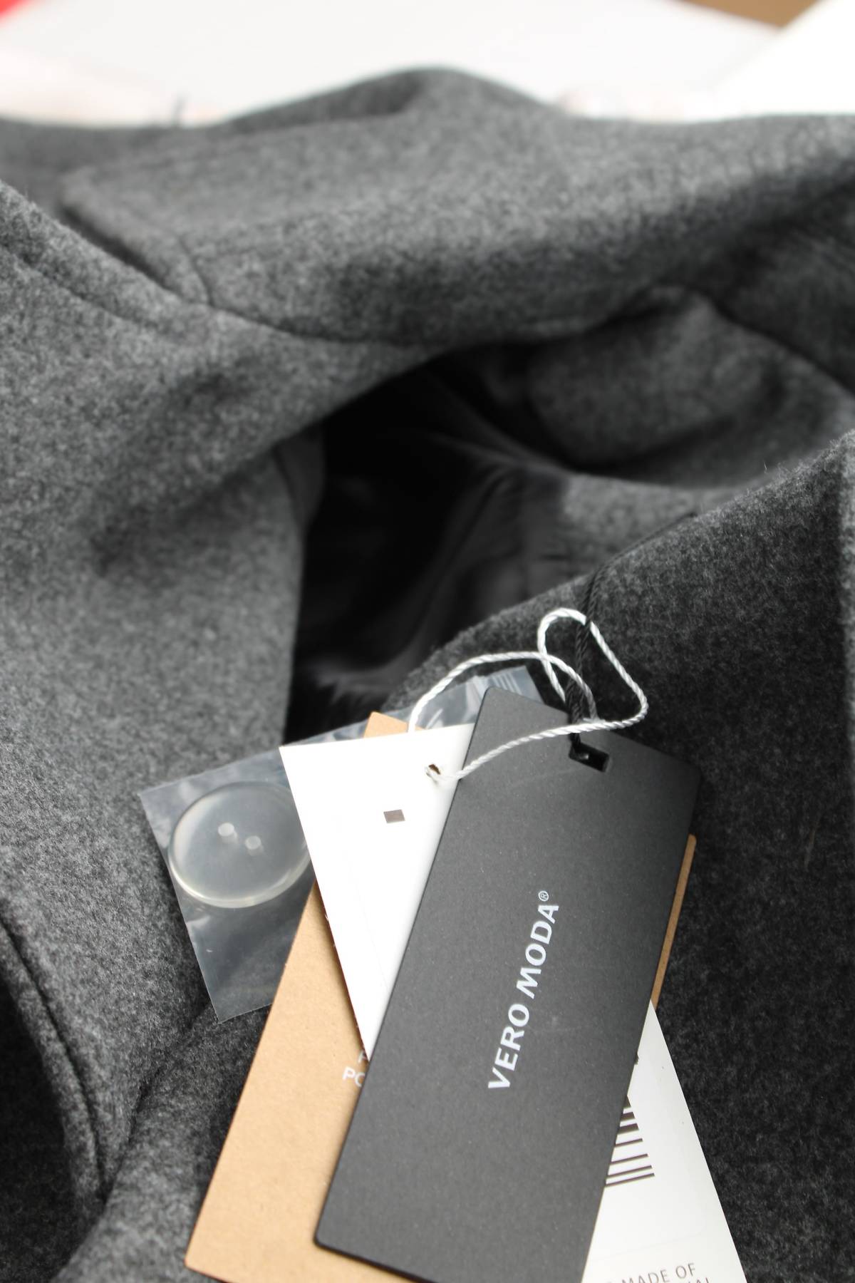 Дамско палто Vero Moda4 - Contour.bg Дамско палто Vero Moda4