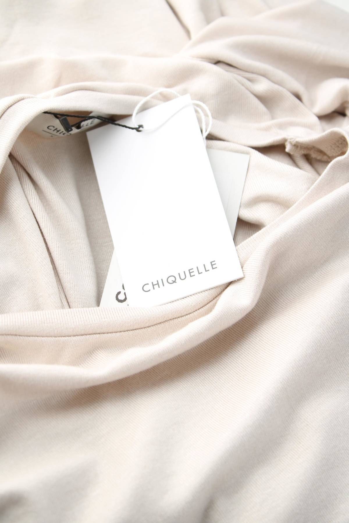 Φορέματα Chiquelle3