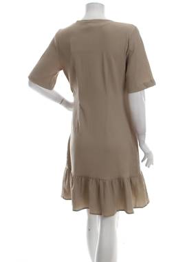 Рокля Vero Moda2