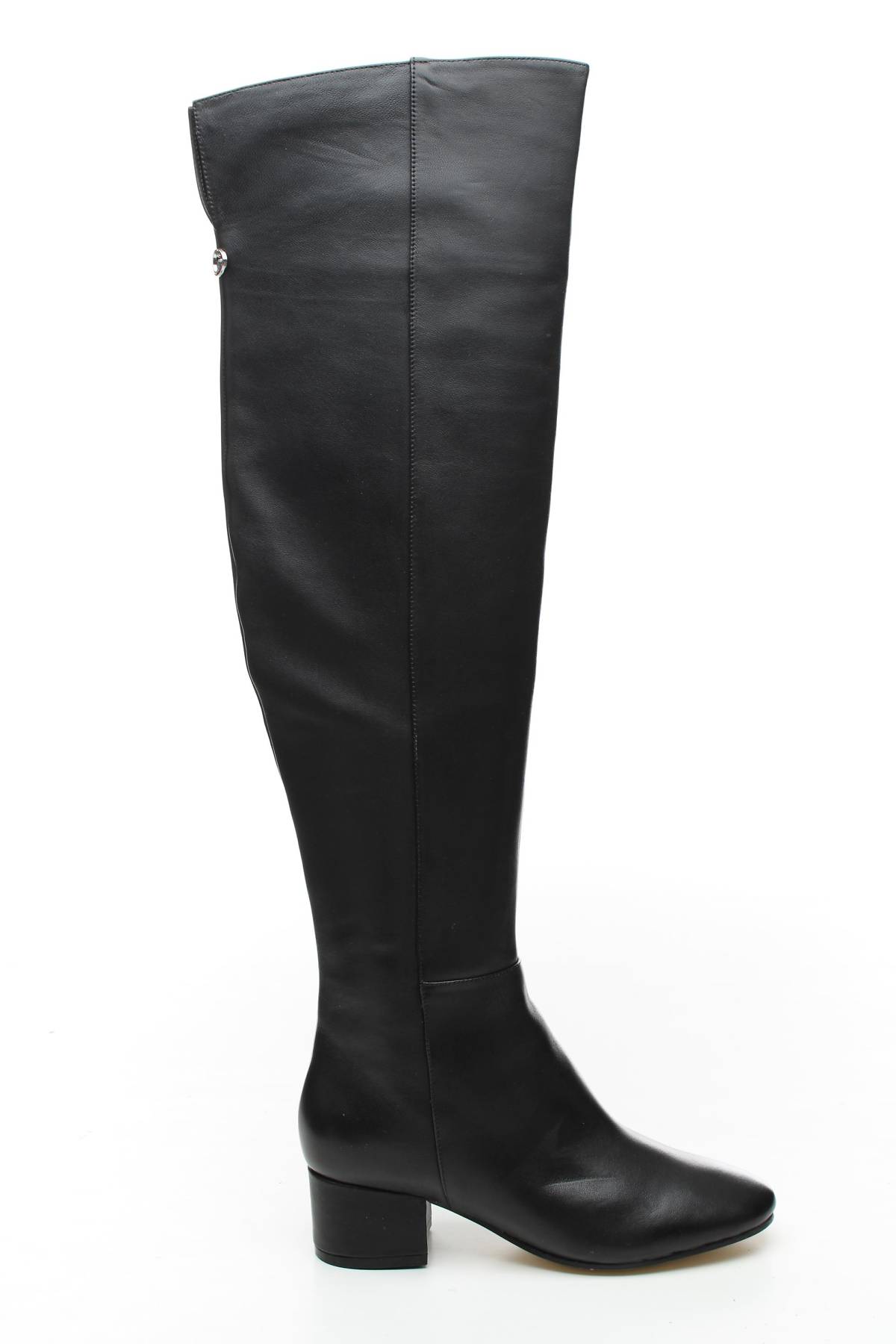 Дамски ботуши Guess1