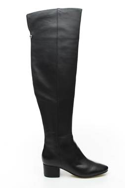 Дамски ботуши Guess1