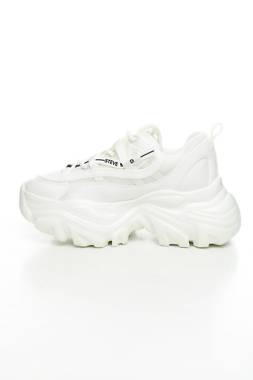 Αθλητικά παπούτσια Steve Madden2