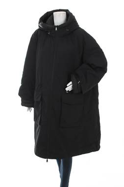 Γυναικείο μπουφάν C&A1