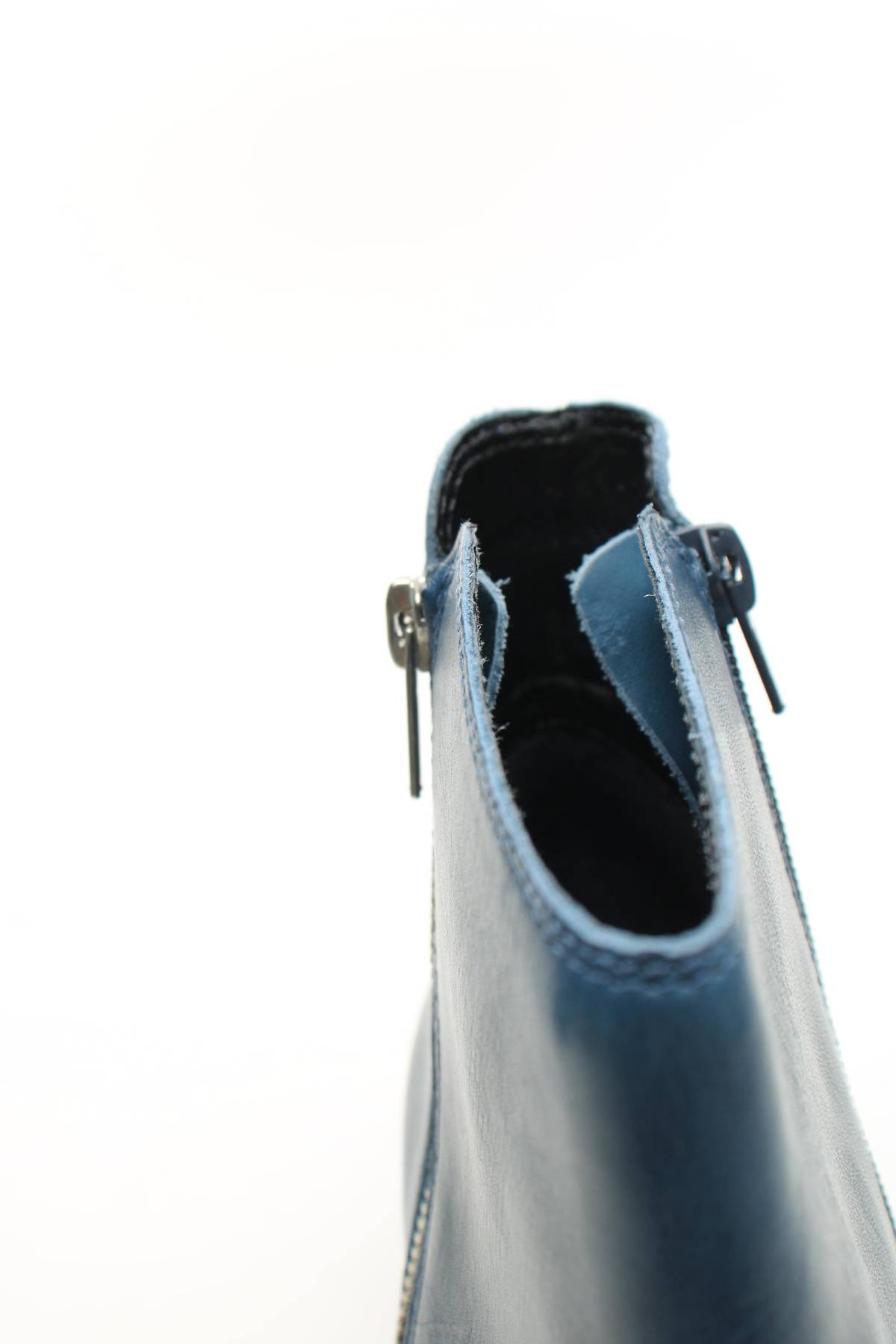 Дамски боти San Marina5