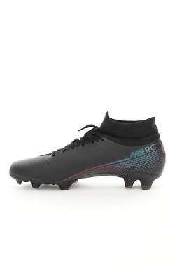 Футболни обувки Nike2