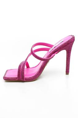 Πέδιλα Steve Madden2
